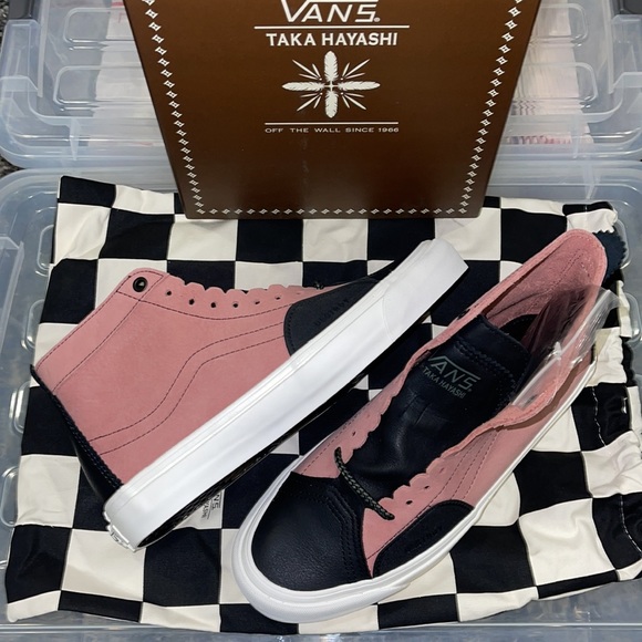 New VANS VAULT X Taka Hayashia TH SK8 Skool LX in Nubuck Leather Old Rose/ Black - Picture 4 of 16